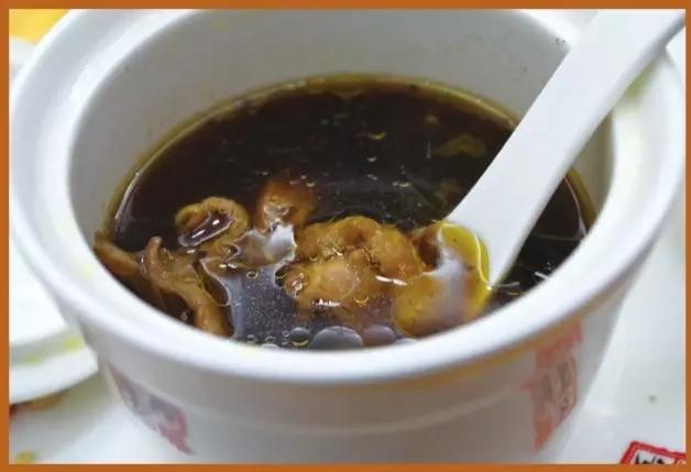 苁蓉土鸡煲