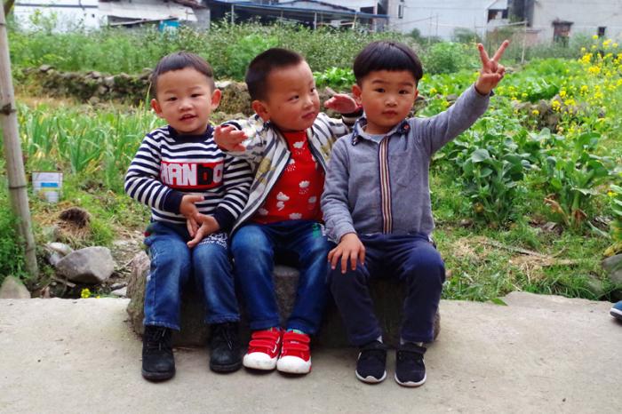 老人的曾孙一代