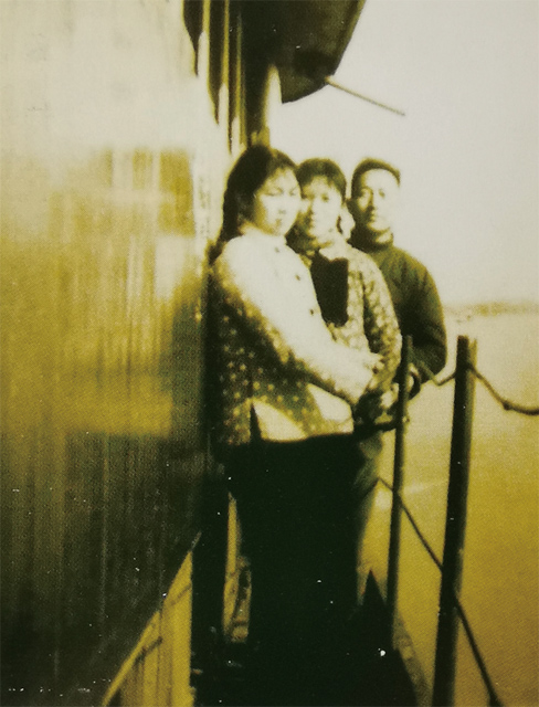 1966年，吴士彦带领姚源坤等学生赴农村支医